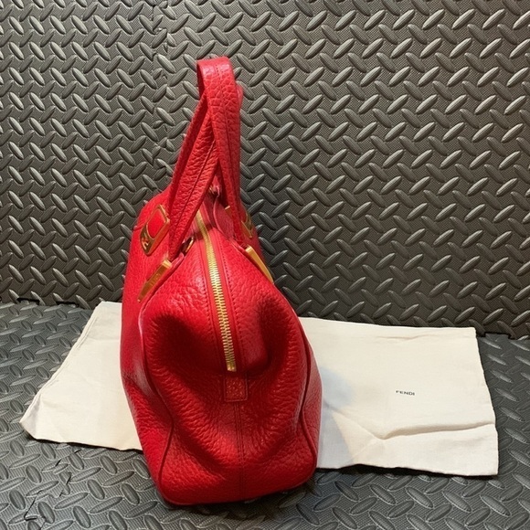 FENDI | Chameleon Leather Satchel - Picture 4 of 17